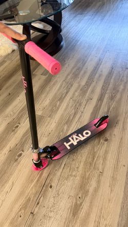 HALO Rise Above Supreme Scooter – Pink & Black