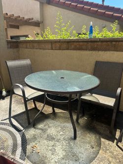 4-piece outdoor furniture set