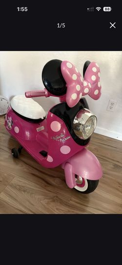 Disney Minnie Mouse 6V Euro Scooter Ride-on Battery-Powered Toy for Girls, Ages 1.5+ Years, by Huffy