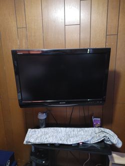 32" Sharp Aquos TV 
