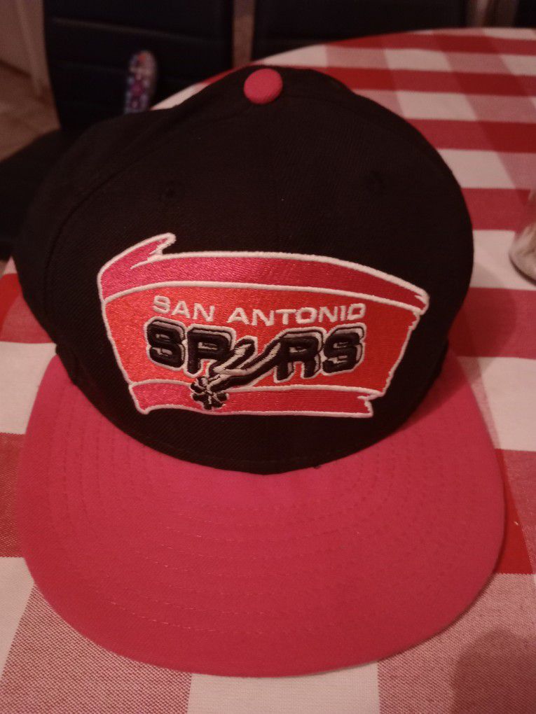 Spurs Fitted Pink And Black Hat Size Is In The Photo $10 Good Condition 