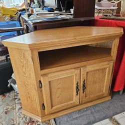 Solid Oak Corner TV Stand / Media Cabinet