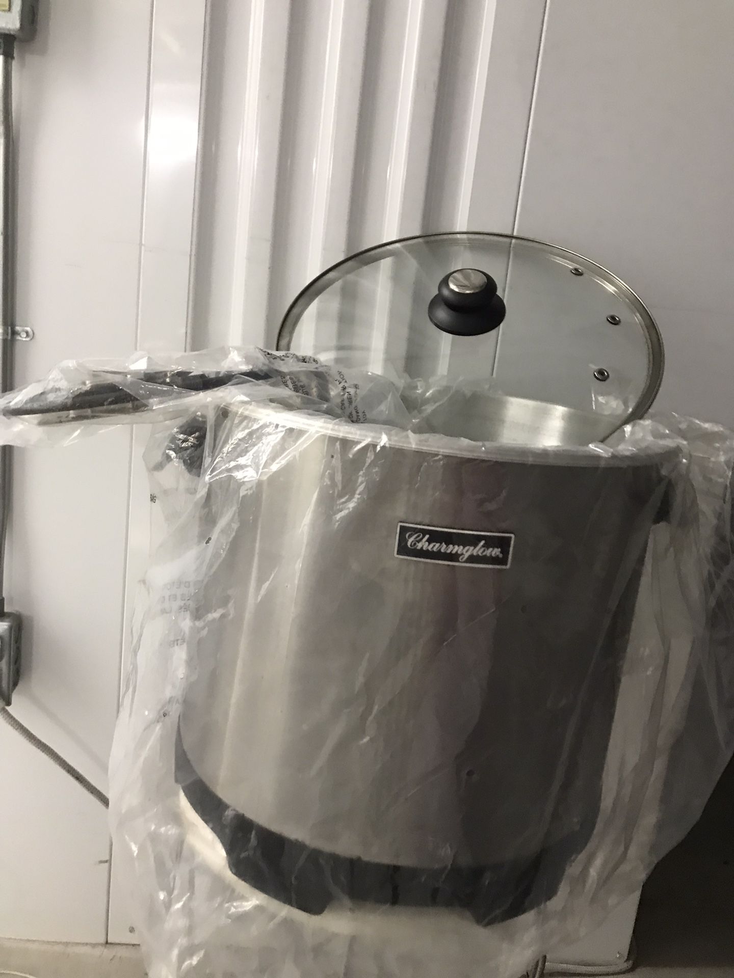 Extra Large Stainless Steel Charmglow Electric Turkey Fryer for Sale in