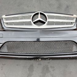 2008-2011 Mercedes C250/300 Front Bumper (Complete) With Grill And Emblem And Fog Lights And Accessories OEM 