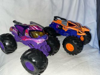 MONSTER TRUCKS