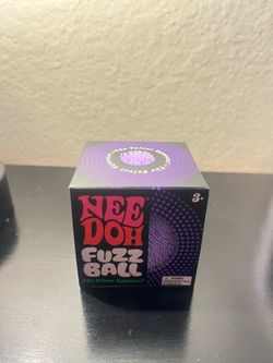 Fuzzy Purple Ball Needoh