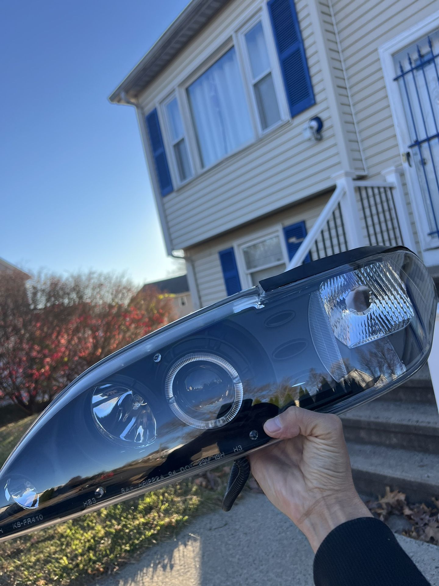 (94-98) Ford Mustang 1 Piece JDM Headlights (Brand New)