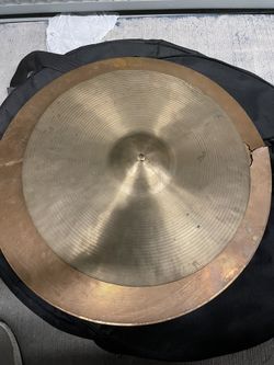 Bunch Of Cymbals With Bag