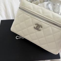 CC Caviar White Purse