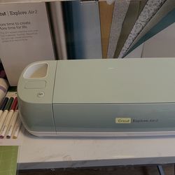 Cricut Air Bundle-Barely used 