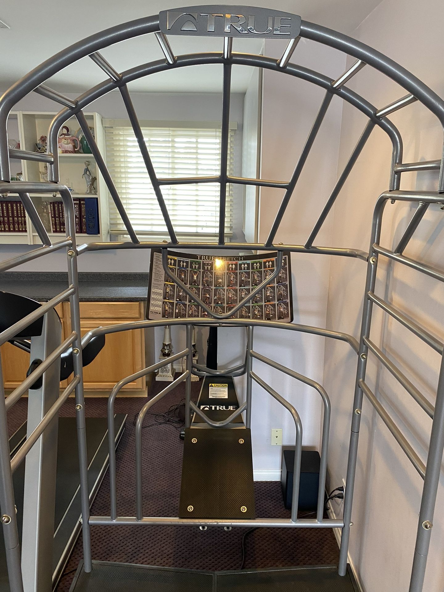 True Stretch Cage