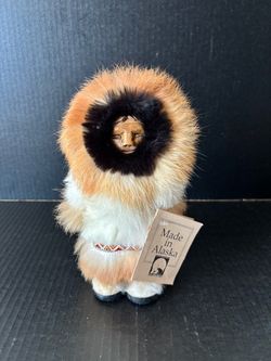 Vintage Memeluck Fur Eskimo Doll — 9” Juneau Alaska