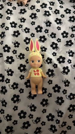 Strawberry rabbit Sonny Angel