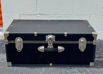 Vintage Seward Storage Trunk Chest 30" x 16" x 13" Used