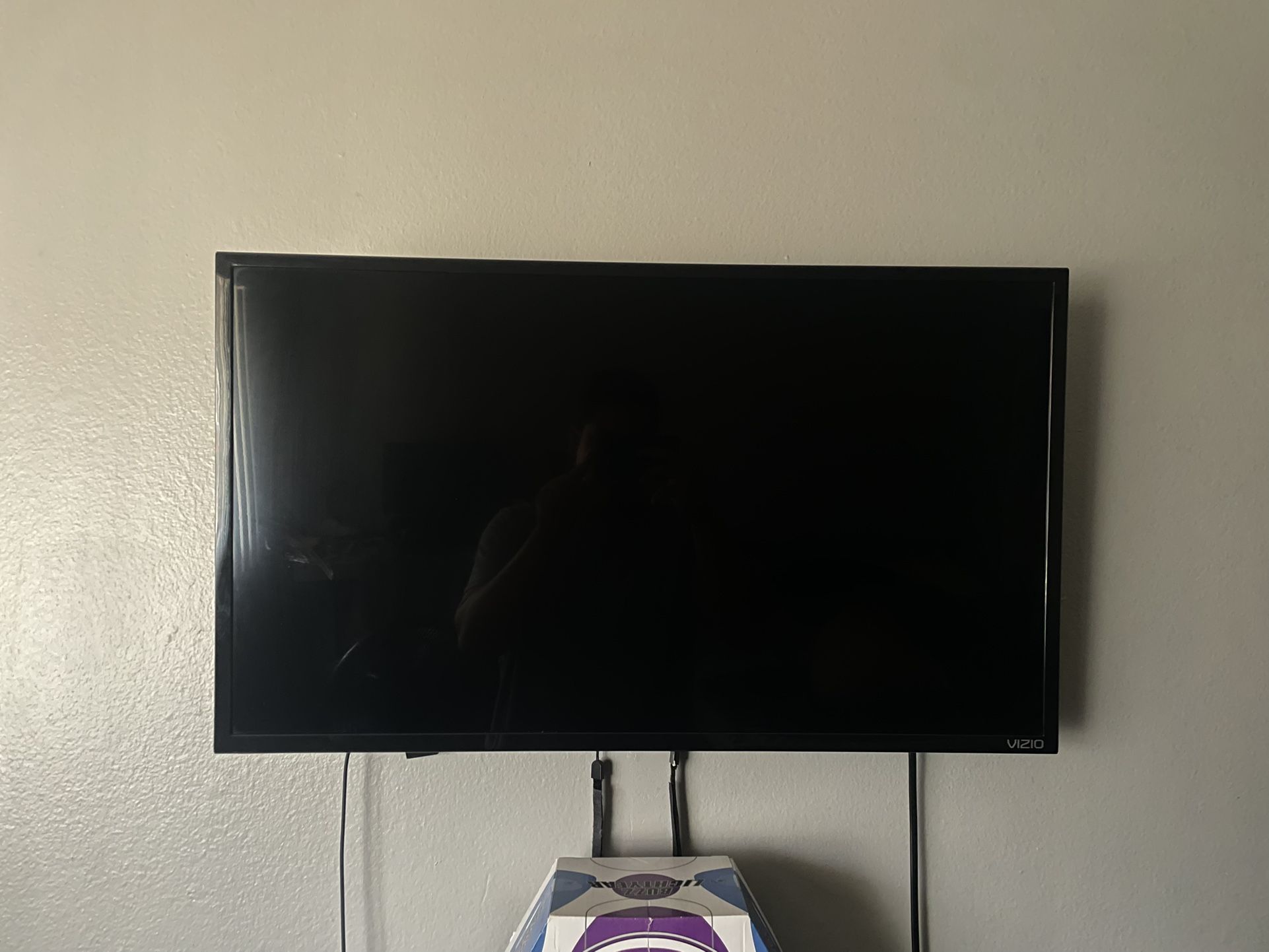 VIZIO SmartCast D-Series 32" Class FHD (1080P) Smart Full-Array LED TV D32f-F1