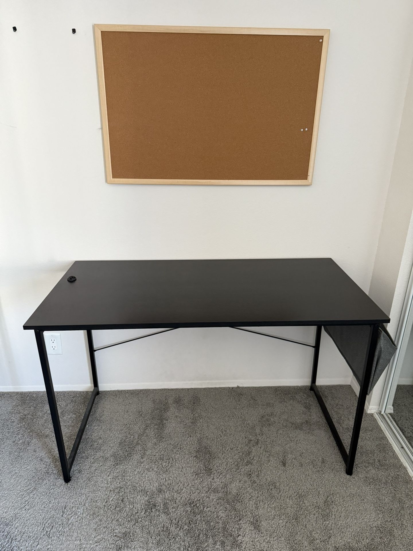 Wooden Black Desk with Metal Supports + FREE Cork Board