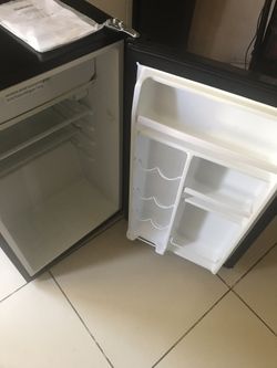 Mini fridge