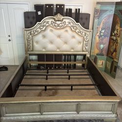 Free delivery, 📣 Elegant Queen Size Bed Frame – Ornate Bronze Finish!