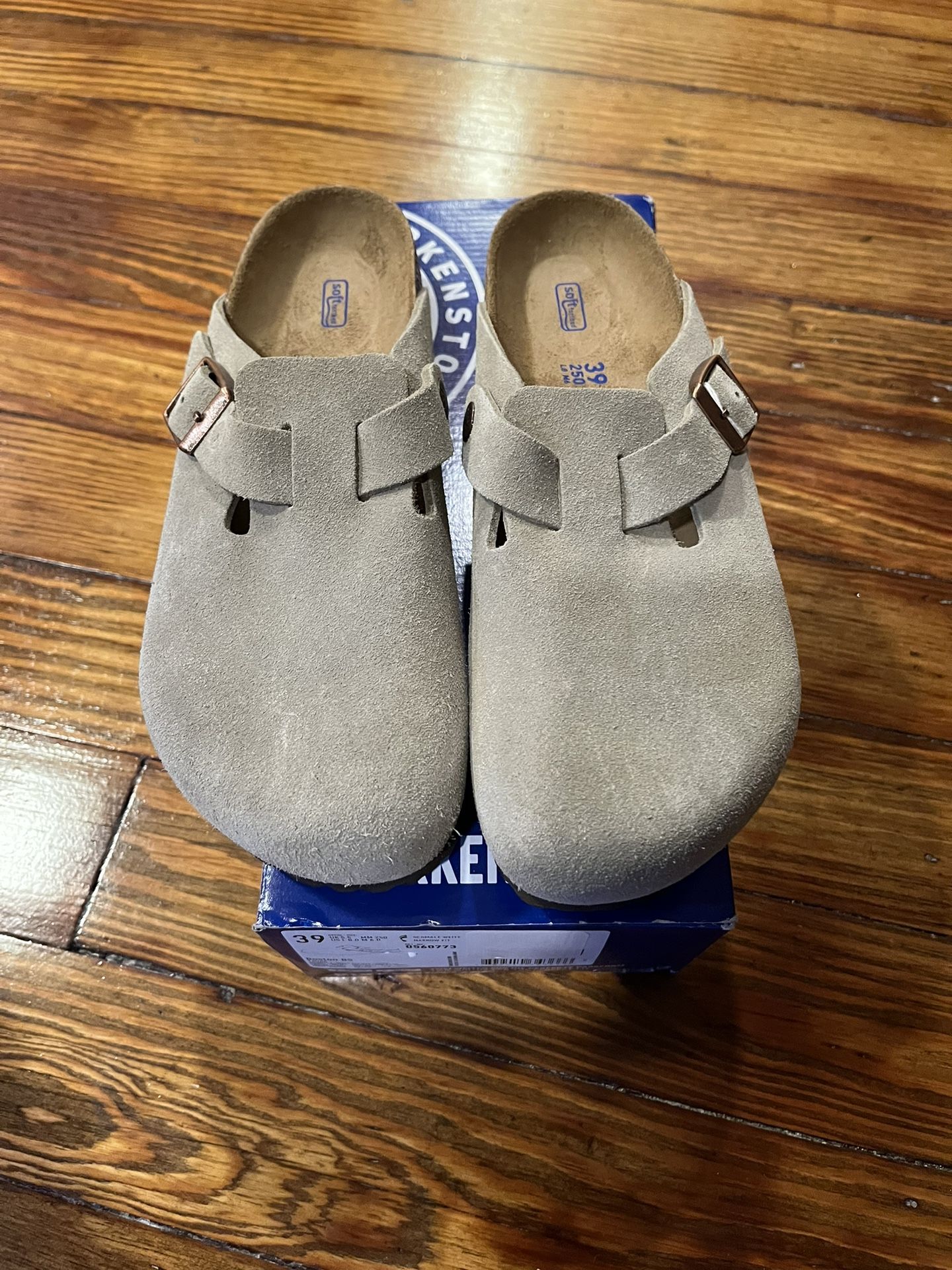 Birkenstock Boston Suede Taupe Clogs – Women’s Size 8 (EU 39) – Brand New 
