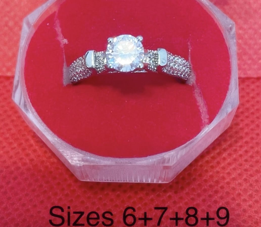 Engagement Ring With Box