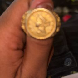 1902 18k Gold Ring