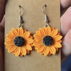 New Earrings $1 Each 