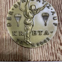 GERMAN WWII LUFTWAFFE 1941 KRETA TABLE MEDAL