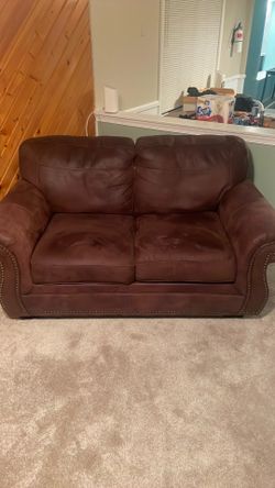 Very high quality 2 seater couch