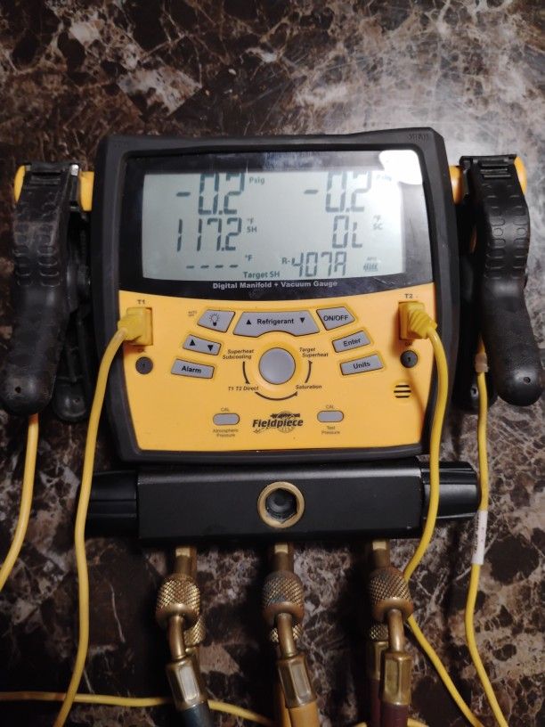 Mechanic/AC Tech Fieldpiece Gauges