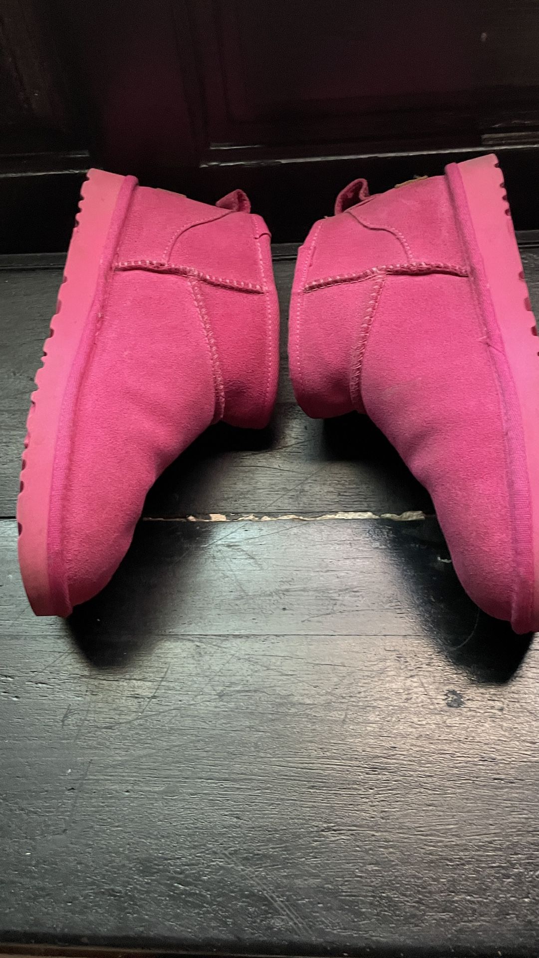 Pink Uggs