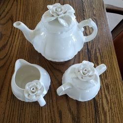 Ceramic  Popu Windows Teapot, Creamer, And Sugar