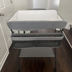 kinder king collapsing changing table