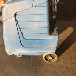Carpet Cleaning Machine