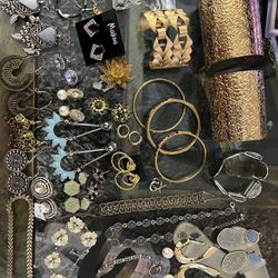 Vintage Style Jewelry Lot
