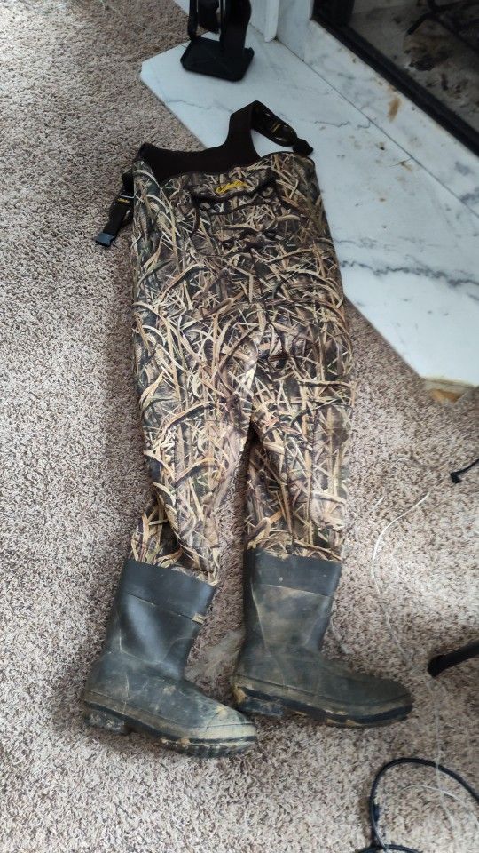 Cabela's waders size 15 r hunting fishing work camo used