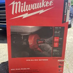 Milwaukee M12 Drain Snake Kit