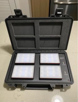 Aputure MC 4-Light Travel Kit with Charging Case