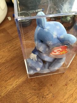 Ty beanie baby 1999 holiday teddy