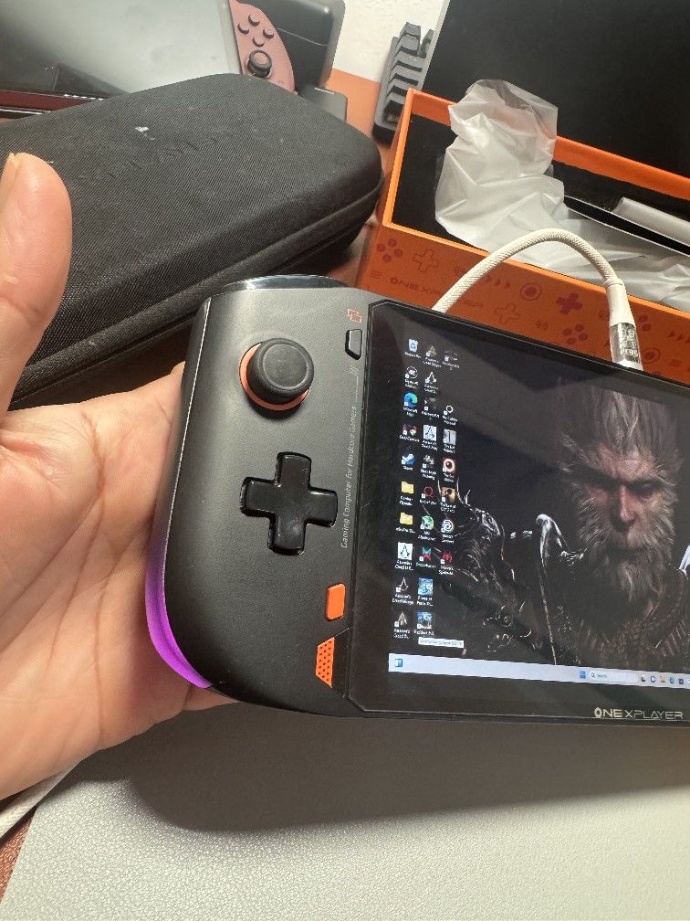 Onexplayer MINI PRO (LIKE New) 6800U ,16gb,512ssd