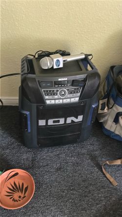 Ion rolling speaker with microphone