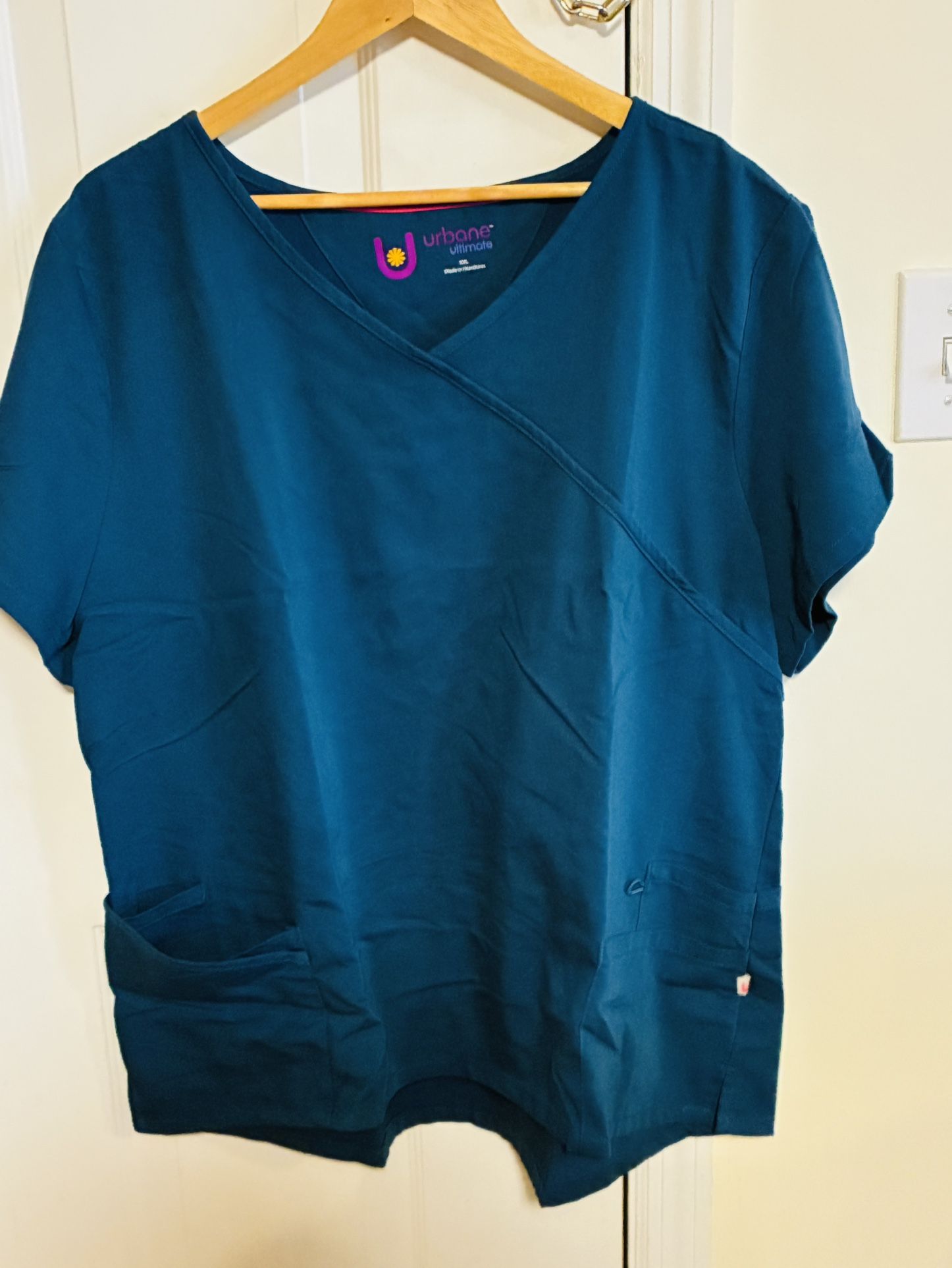 Used But In Great Condition Scrub Top