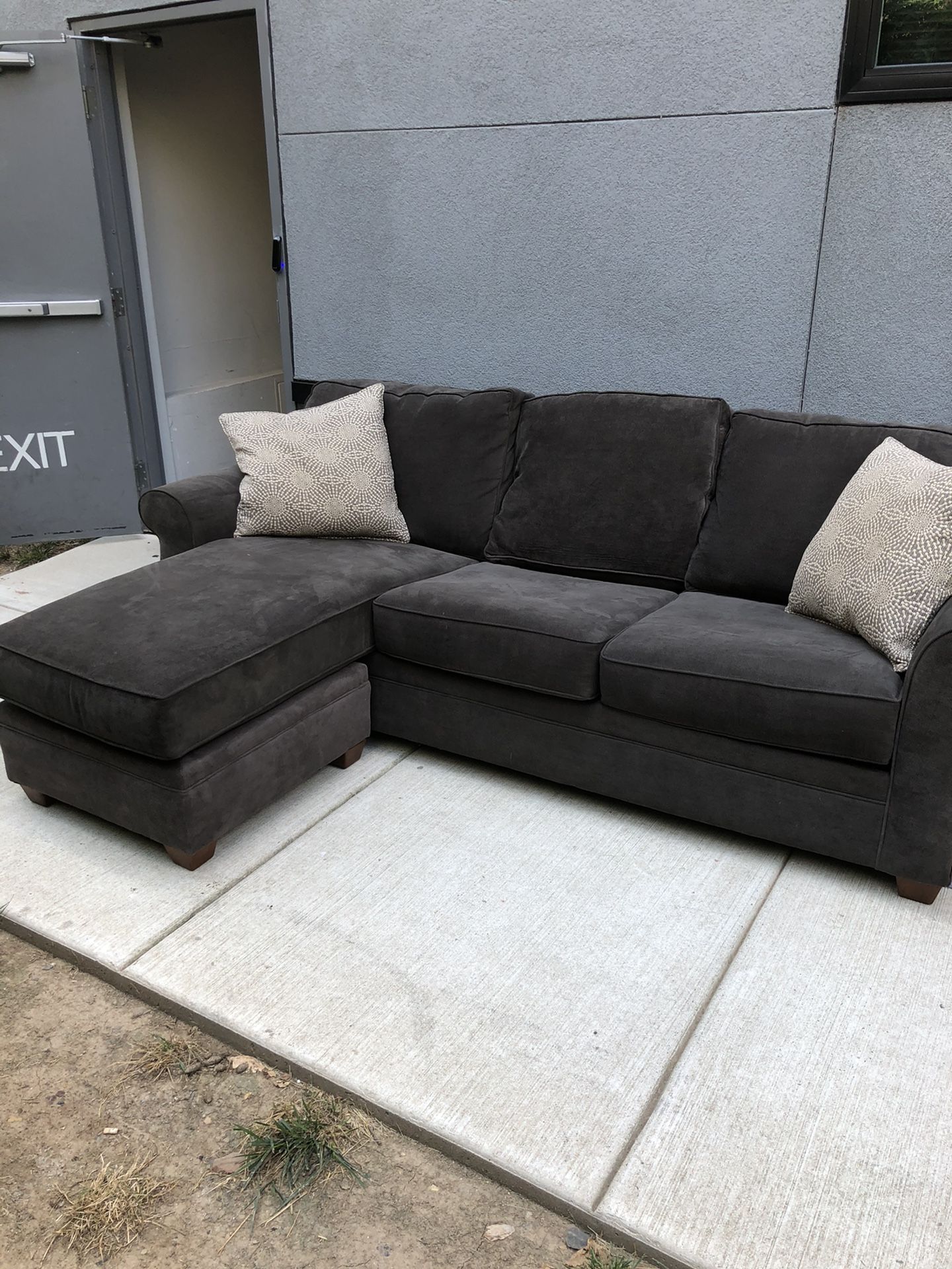 FREE COUCH