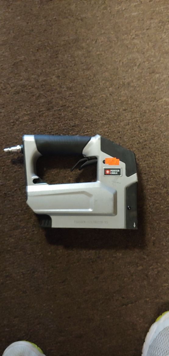 Porter-Cable Pneumatic 18-Gauge 3/8 in. Crown Stapler