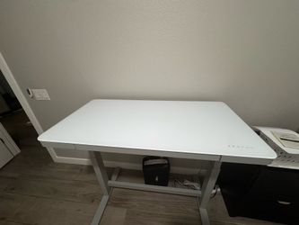 Electric Adjustable Height Desk