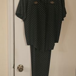 Dark Green Pant Outfit 