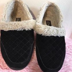 Clark fur Lind slip on women’s shoes size 7