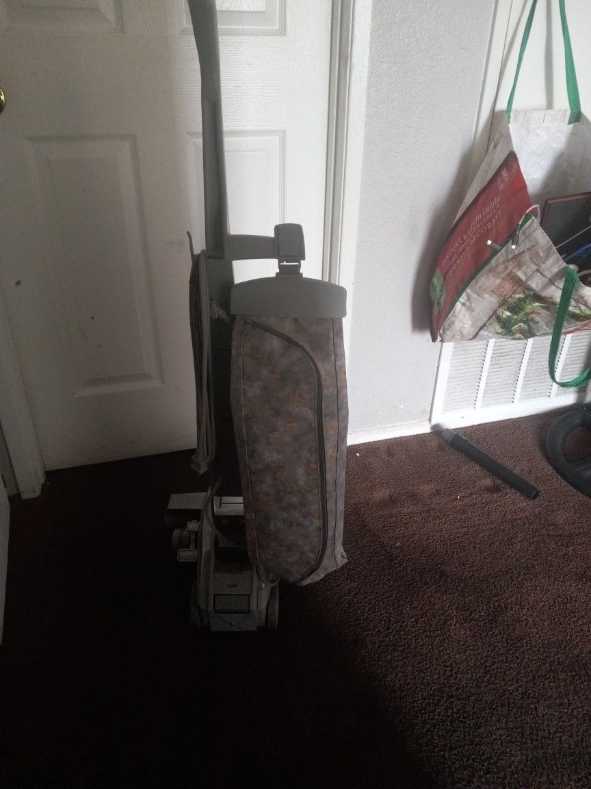 It works ,Heavy duty Normal Wear And Tear