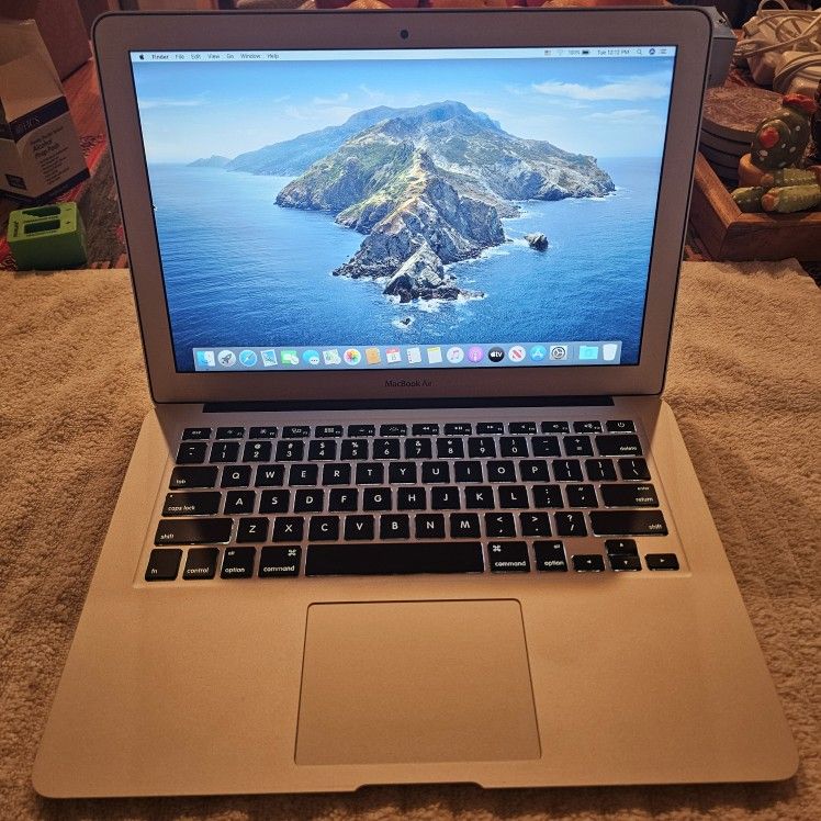 Apple MacBook Air 13-inch Mid 2012 Intel Core i5 1.8 GHz 4 GB Ram macOS Catalina