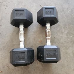 2x15lb Dumbells