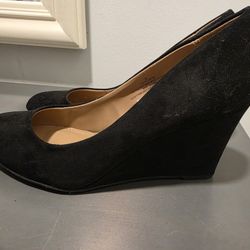 Black Wedge Platform Heels
